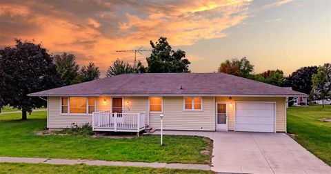 Photo of 108 Hutchinson Street, Harper, IA 52231 (MLS # 202506455)