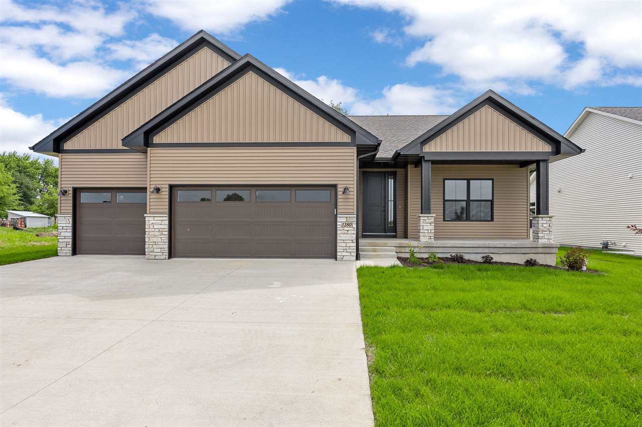 Photo 1 of 39 — 1280 Morrison St, NorthLiberty, IA 52317
