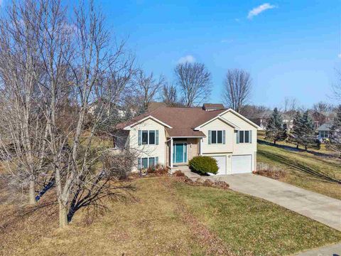 Photo of 915 Maplewood Dr, Coralville, IA 52241 (MLS # 202600747)