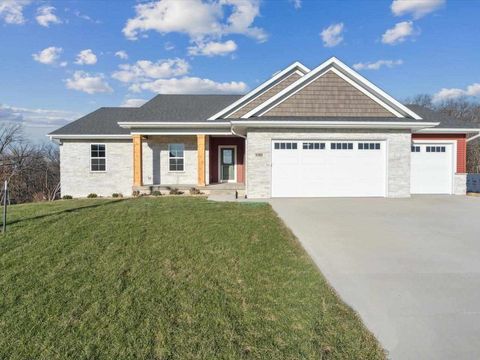 Photo of 1193 Kona Cir, Coralville, IA 52241 (MLS # 202500170)