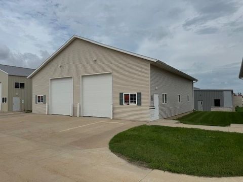 Photo of 1154 Capital Dr SW Ste A, Cedar Rapids, IA 52404 (MLS # 202504835)