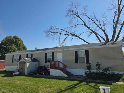 Photo of 269 Lortz Dr, IA 52302 (MLS # 202506051)