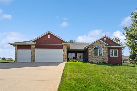Photo of 490 Erusha Dr, Walford, IA 52351 (MLS # 202602282)