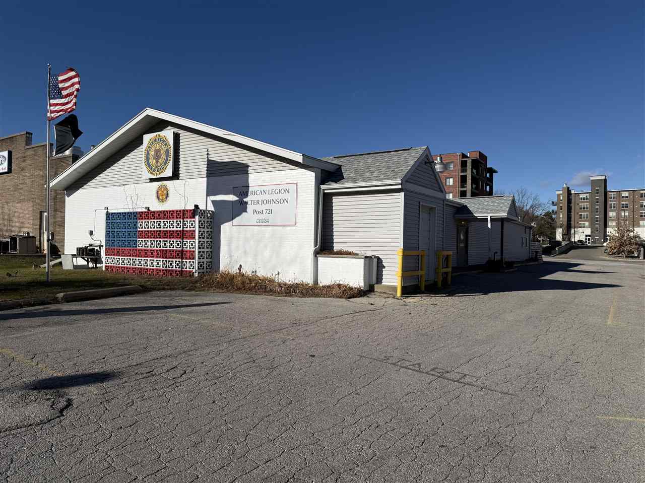 Photo 1 of 11 — 901 2nd St, Coralville, IA 52241