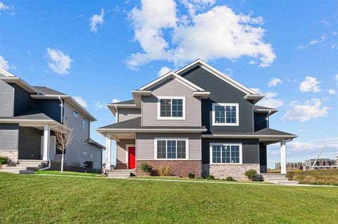 Photo of 639 Catherine Dr, IA 52340 (MLS # 202506367)