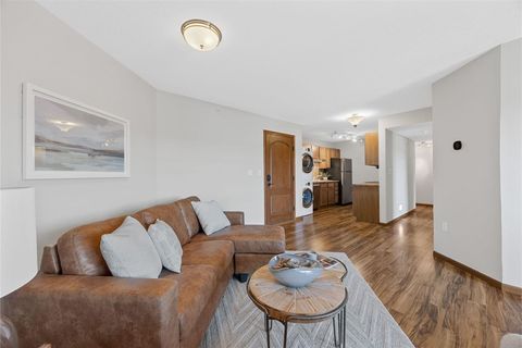 Photo of 332 S Linn St. 418 #418, Iowa City, IA 52240 (MLS # 202502146)