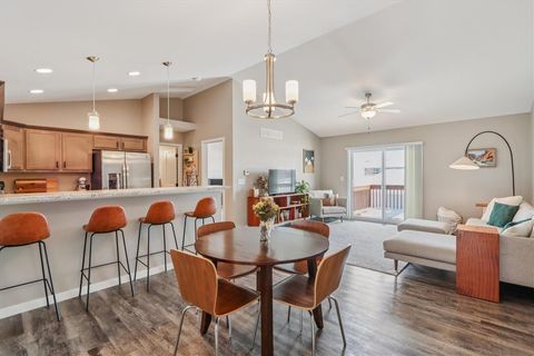 Photo of 390 Tanglewood Dr, Solon, IA 52333 (MLS # 202601859)