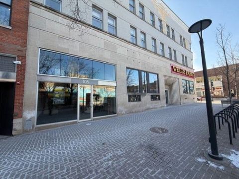 Photo of 105 E College Street, IowaCity, IA 52240 (MLS # 202601012)