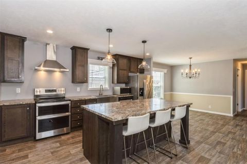 Photo of 322 Mosswood Ln, IowaCity, IA 52246 (MLS # 202507252)