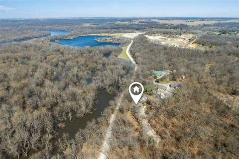 Photo of 2576 58th St Ln, Vinton, IA 52349 (MLS # 202602377)