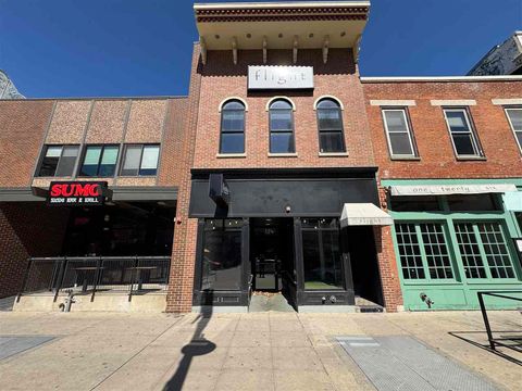 Photo of 124 E Washington St, IowaCity, IA 52240 (MLS # 202602194)