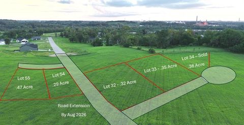 Photo of Lot 33 Kestrel Heights, Cedar Rapids, IA 52403 (MLS # 202505117)