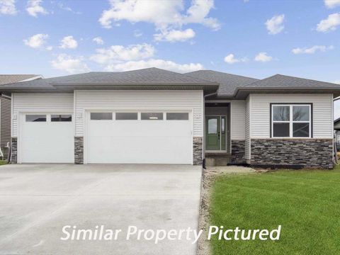 Photo of 235 Chadwick Ln, Iowa City, IA 52245 (MLS # 202504582)