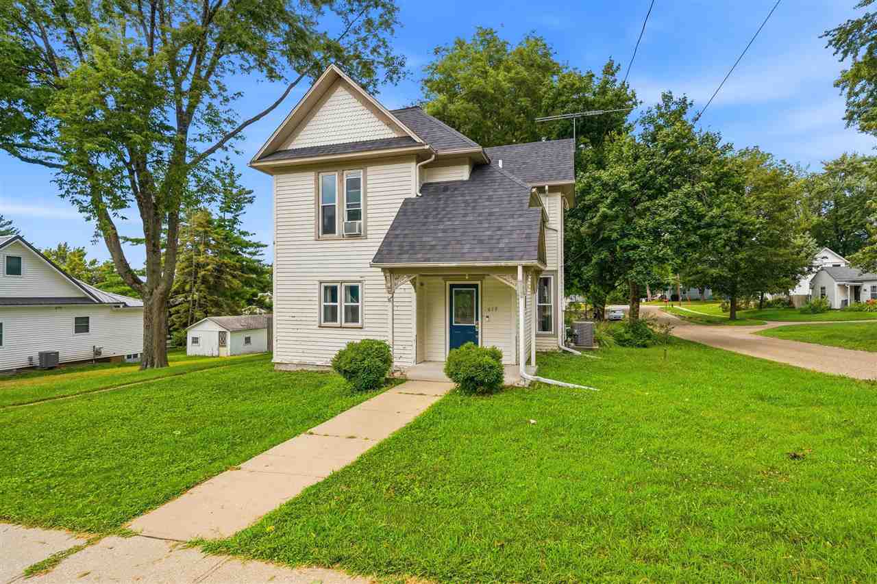 Photo 1 of 32 — 619 7th Ave, Wellman, IA 52356