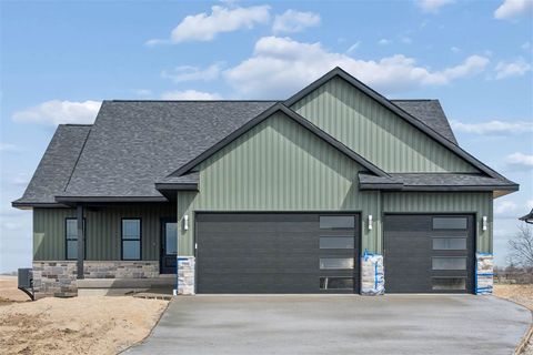 Photo of 900 Crestview Drive, Solon, IA 52333 (MLS # 202602398)