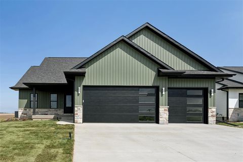 Photo of 900 Crestview Drive, Solon, IA 52333 (MLS # 202602398)