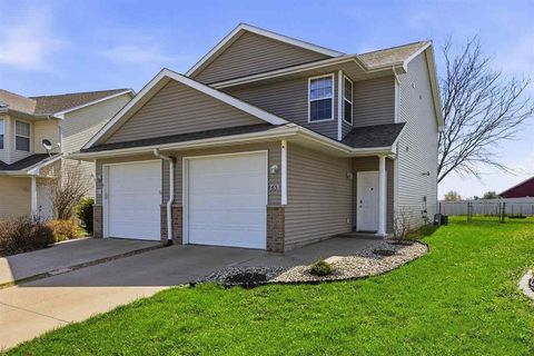 Photo of 63 Primrose, IowaCity, IA 52240 (MLS # 202602610)