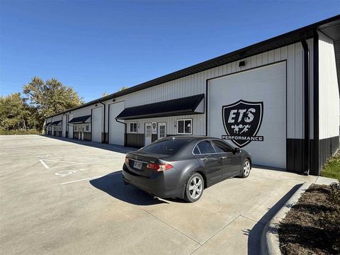 Photo of 1650 Willow Creek Dr 1-3 #1-3, IowaCity, IA 52246 (MLS # 202602247)