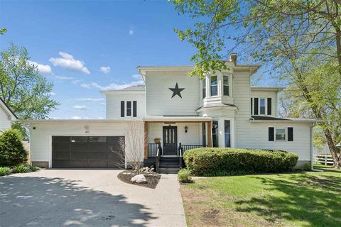 Photo of 401 S Market St, Solon, IA 52333 (MLS # 202602817)