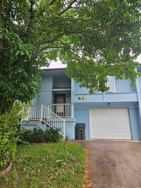 Photo of 830 Dover St, Iowa City, IA 52245 (MLS # 202504075)