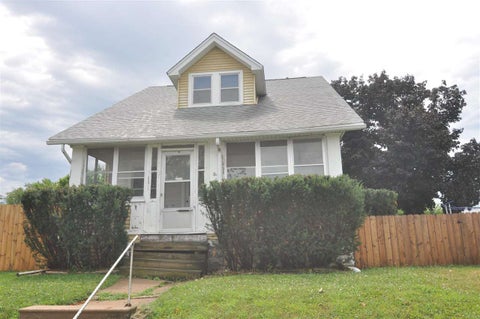Photo of 633 SW 19th Avenue, CedarRapids, IA 52404 (MLS # 202604505)