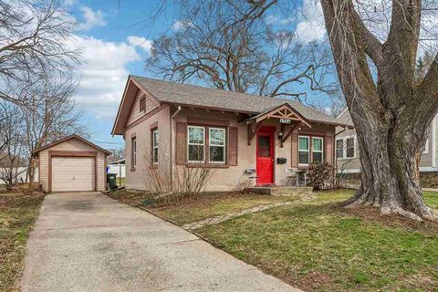 Photo of 1724 Morningside Dr, IowaCity, IA 52245 (MLS # 202602140)