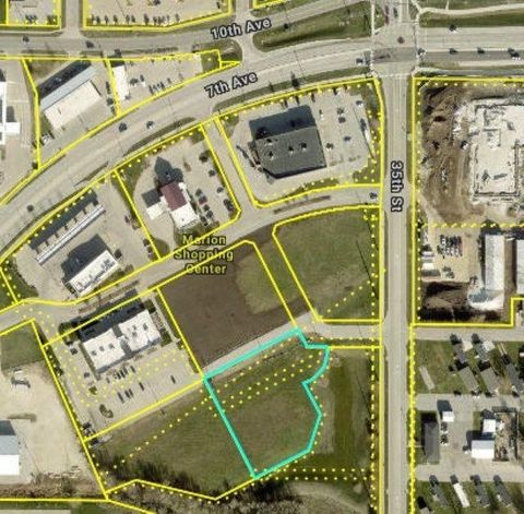 Photo of 772 35th Street, Marion, IA 52302 (MLS # 202502731)