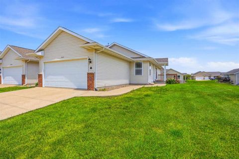 Photo of 2965 Samuel Ct SW A #A, CedarRapids, IA 52404 (MLS # 202603743)