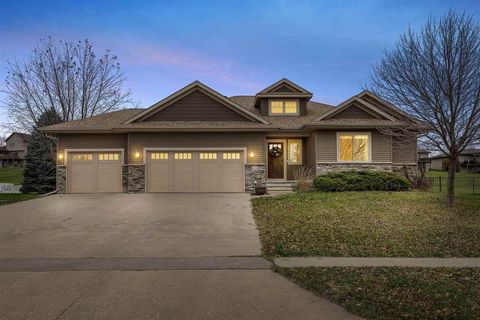 Photo of 1670 Cedar Springs Ct, NorthLiberty, IA 52317 (MLS # 202507084)