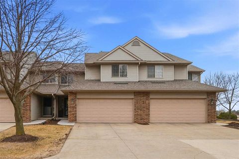 Photo of 2335 Mulberry St #2, Coralville, IA 52241 (MLS # 202601870)
