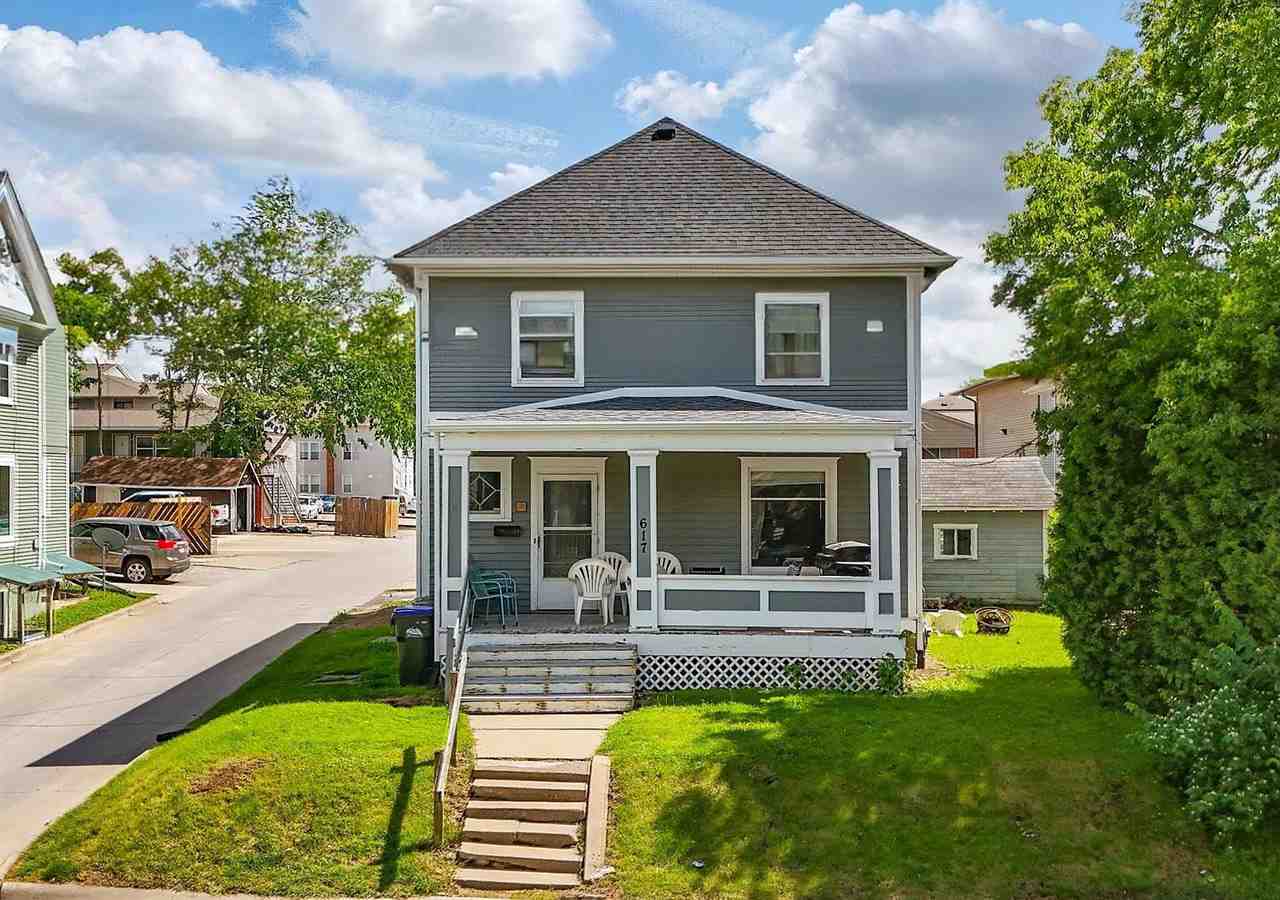 Photo 1 of 9 — 617 Bowery St, IowaCity, IA 52240