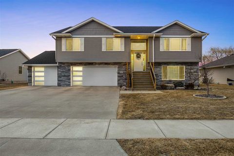 Photo of 808 Marie Street, Solon, IA 52333 (MLS # 202601702)