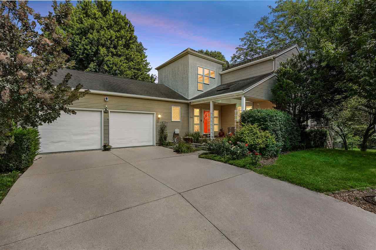 1902 Woodberry Ct