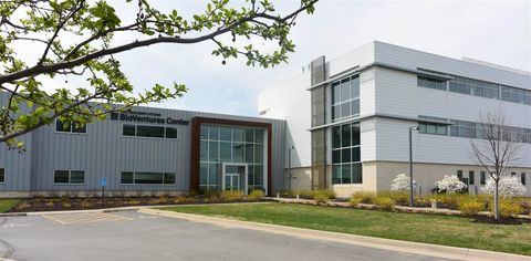 Photo of 2500 Crosspark Rd 2nd Floor #2nd Floor, Coralville, IA 52241 (MLS # 202404795)