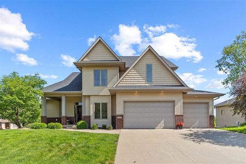 Photo of 1077 Prairie Grass Ln, Iowa City, IA 52246 (MLS # 202503462)