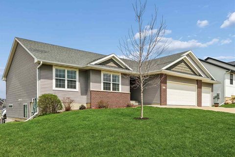 Photo of 412 Rolling Hills Dr, Tiffin, IA 52340 (MLS # 202602561)