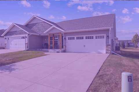 Photo of 3325 Platinum Way, Marion, IA 52302 (MLS # 202505850)