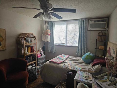 Photo of 812 BENTON DR 12 #12, Iowa City, IA 52246 (MLS # 202501879)