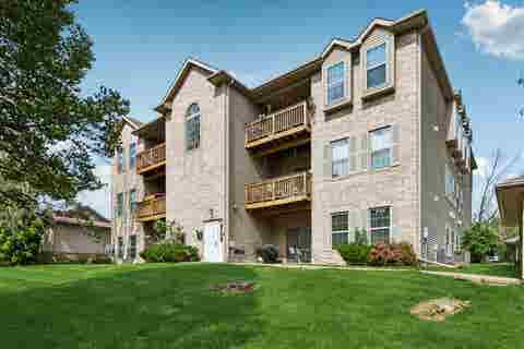 Photo of 2859 Coral Ct #102, Coralville, IA 52241 (MLS # 202604121)