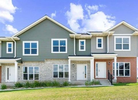 Photo of 314 Sycamore Dr, WestBranch, IA 52358 (MLS # 202506904)