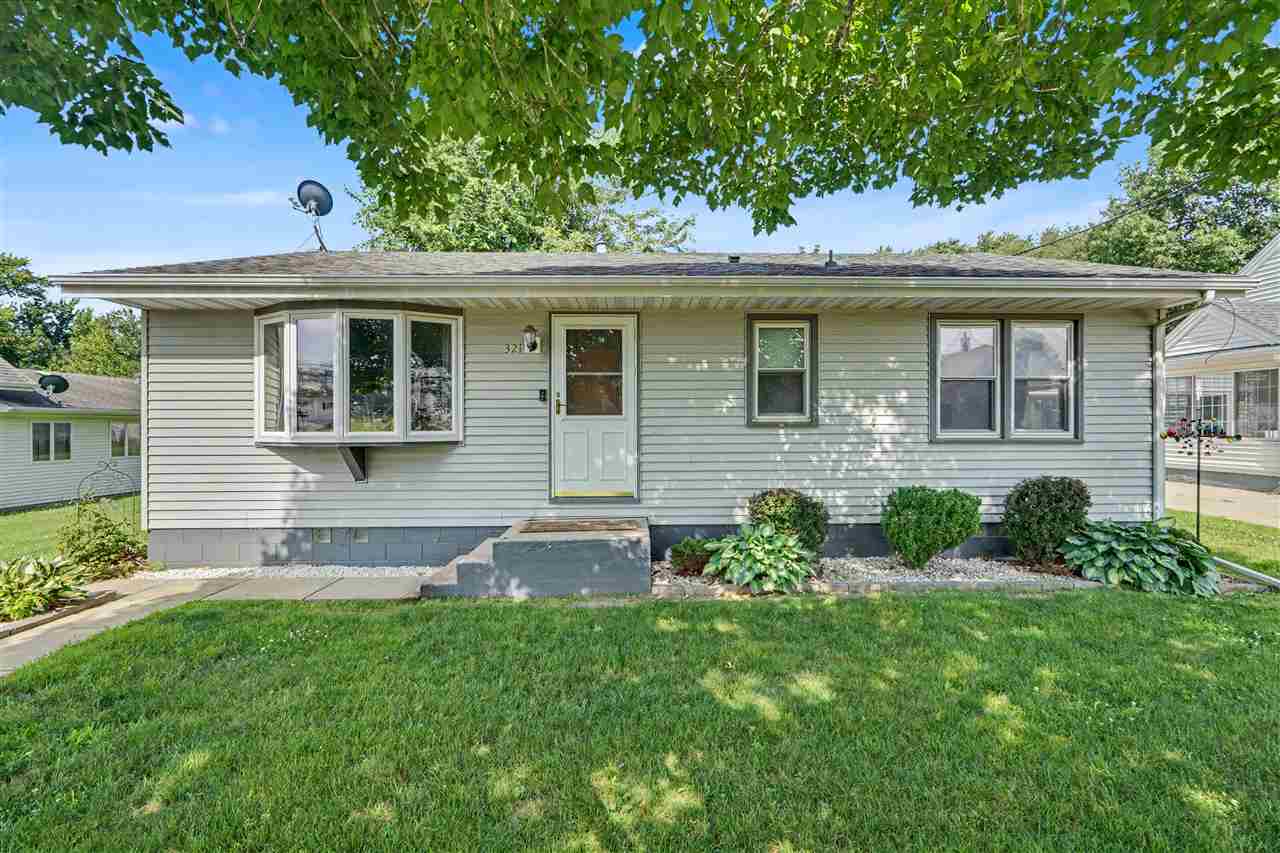 Photo 1 of 26 — 321 Rose Avenue, Swisher, IA 52338