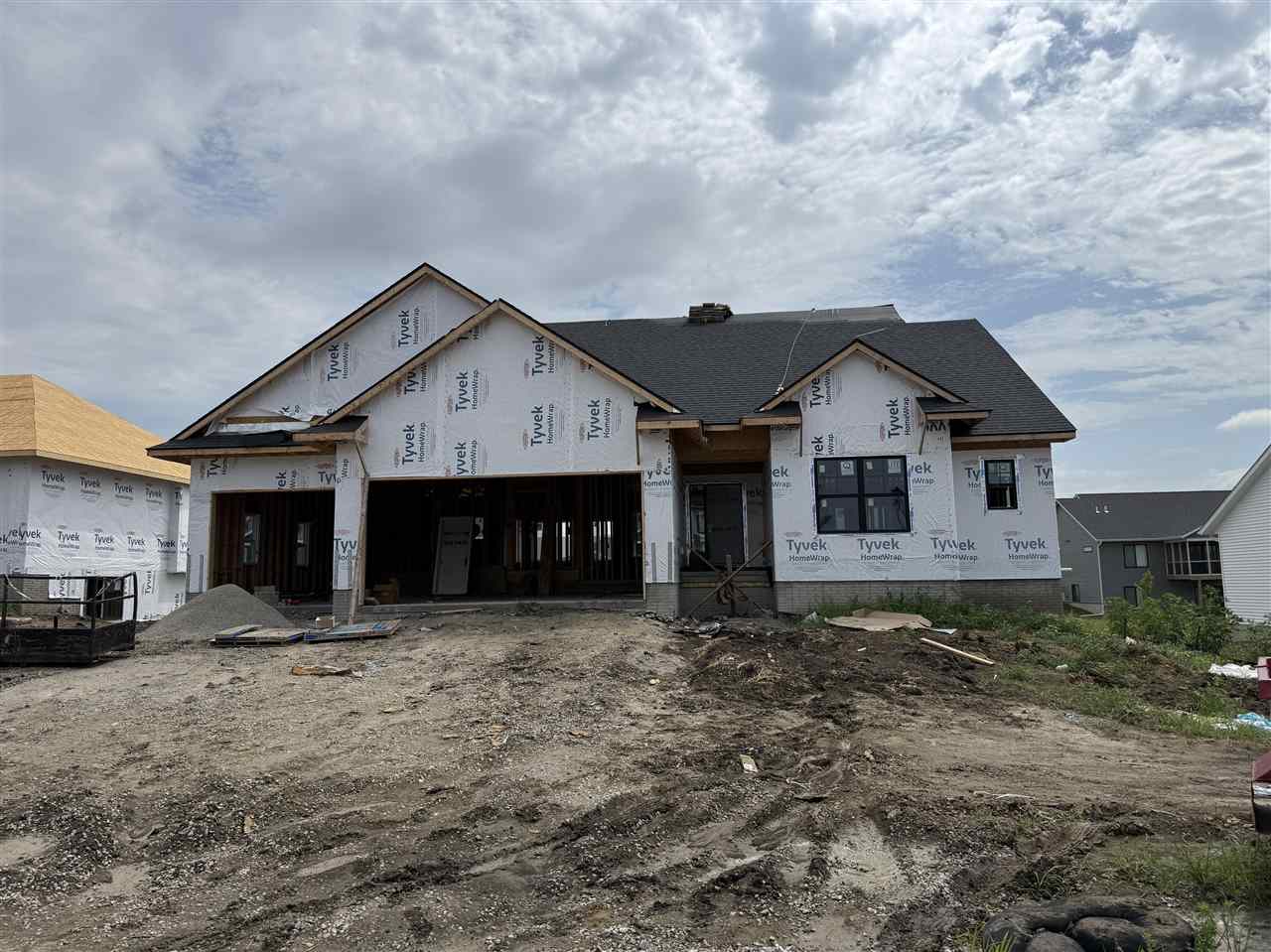 Photo 1 of 44 — 80 S Seven Oaks Rd, NorthLiberty, IA 52317