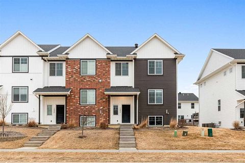 Photo of 1042 Dubs Drive, IowaCity, IA 52246 (MLS # 202601510)