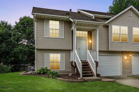 Photo of 3409 S Jamie Ln, IowaCity, IA 52240 (MLS # 202602181)