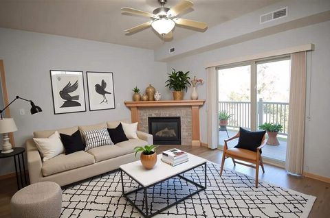 Photo of 470 N 1st Ave 203 #203, IowaCity, IA 52245 (MLS # 202507000)