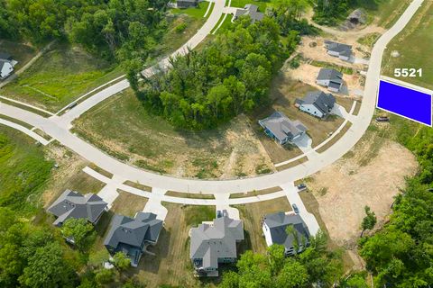 Photo of 5521 Seminole Valley Trl NE, Cedar Rapids, IA 52411 (MLS # 202500502)