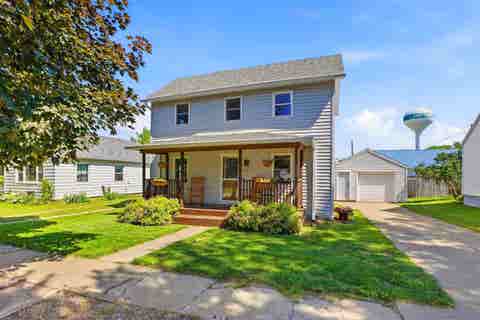 Photo of 202 W Jayne Street, LoneTree, IA 52755 (MLS # 202603530)