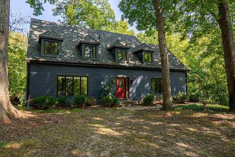 Photo of 7 The Woods, IA 52240 (MLS # 202506196)