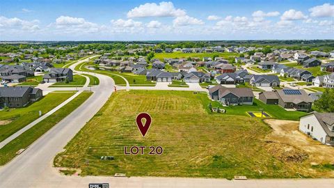 Photo of 1401 Green Oak Pass, Tiffin, IA 52340 (MLS # 202600285)