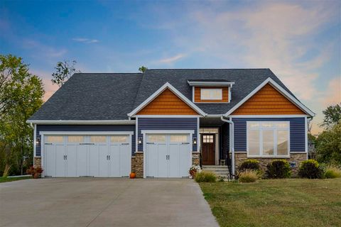 Photo of 2906 Sydney Ct NE, Swisher, IA 52338 (MLS # 202602443)